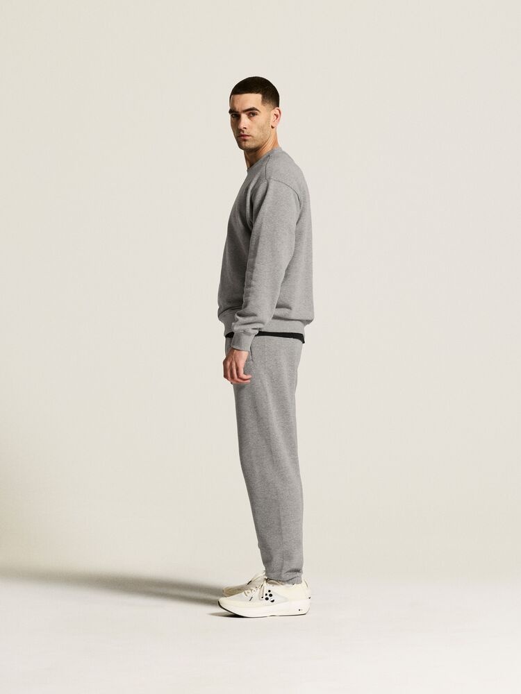 1916302-950M_Frequent20Sweatpants20M_closeup4