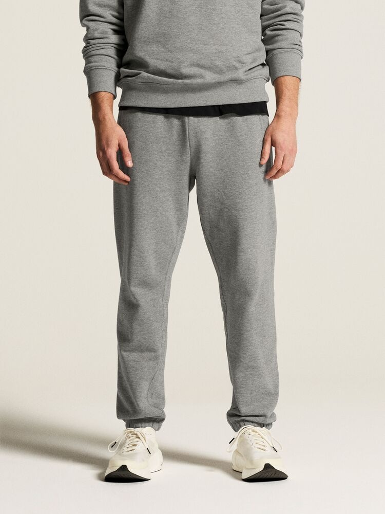 1916302-950M_Frequent20Sweatpants20M_closeup5