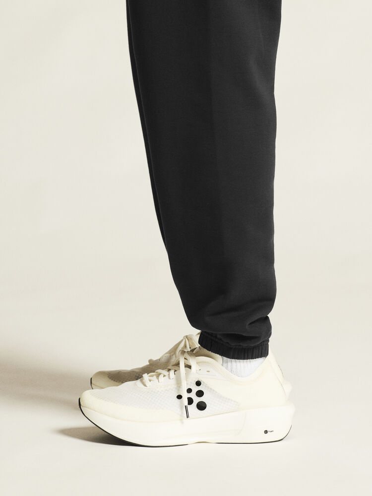 1916302-999000_Frequent20Sweatpants20M_closeup6