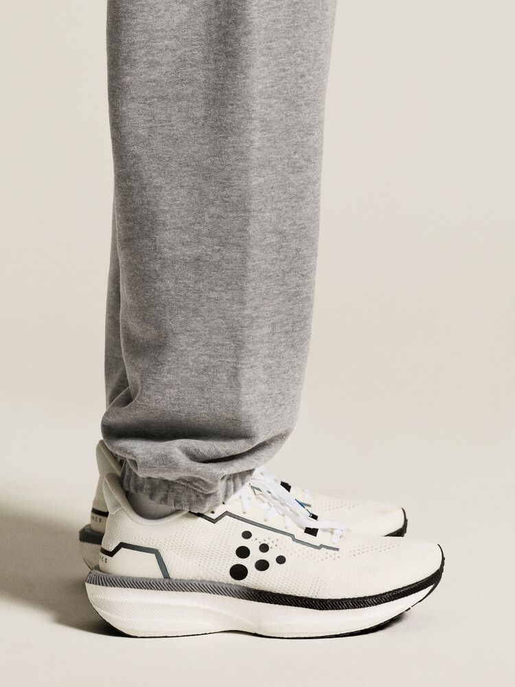 1916303-950M_Frequent20RN20Sweatpants20W_closeup7