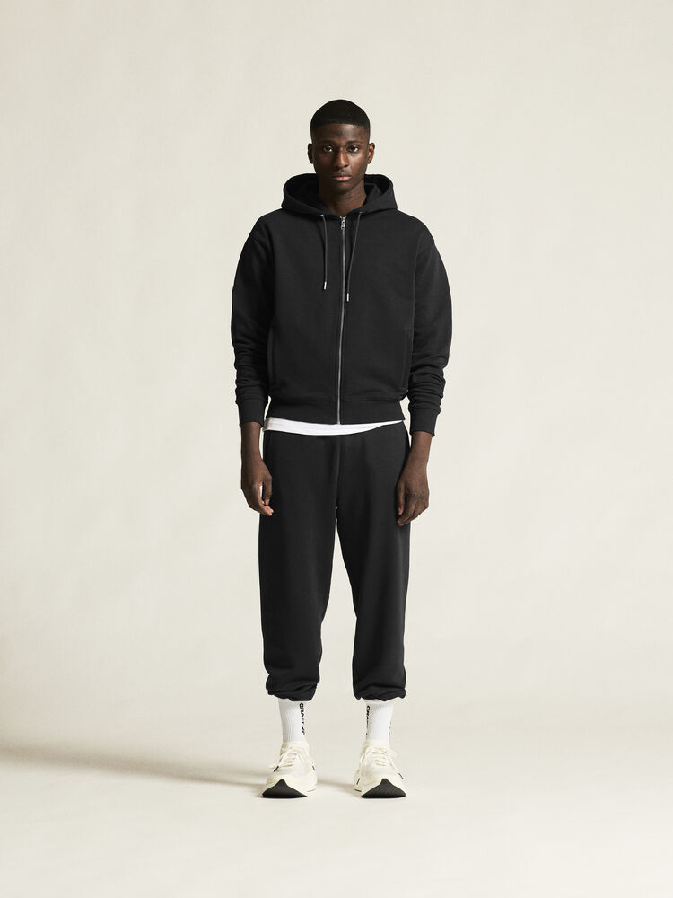 1916306-999000_Frequent20FZ20Hoodie20M_closeup1