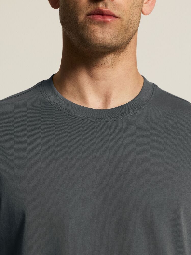 1916328-970000_Frequent20Heavy20SS20Tee20M_closeup6
