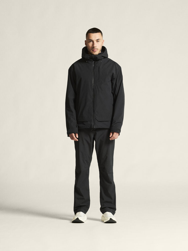 1916338-999000_Explore20Padded20Jacket20M_closeup1