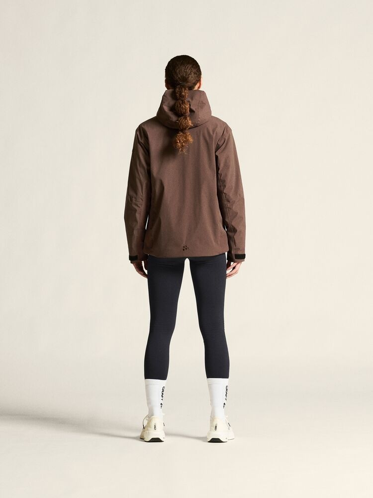 1916339-286000_Explore20Padded20Jacket20W_closeup3