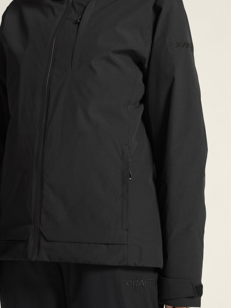 1916339-999000_Explore20Padded20Jacket20W_closeup6