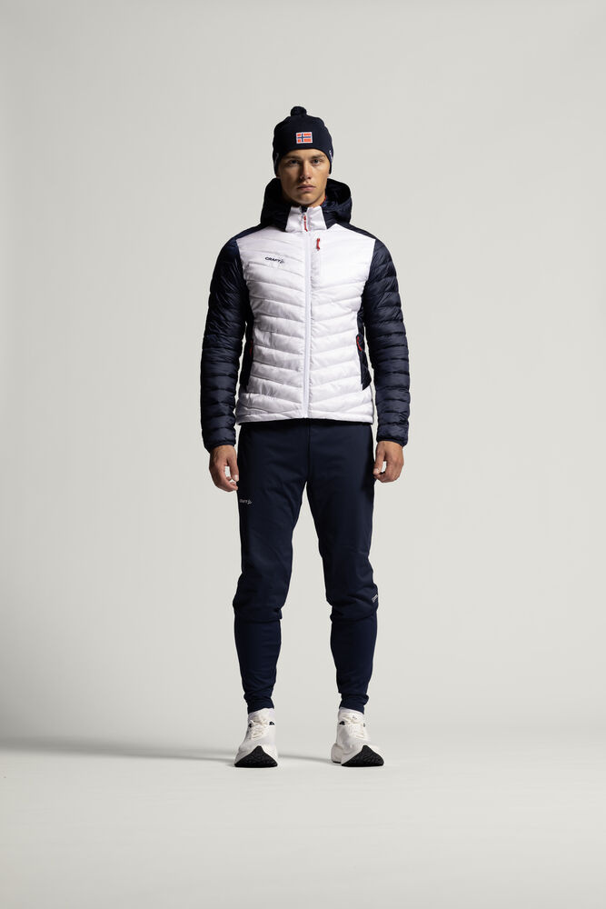 1916600-396430_NOR20Core20Explore20LT.20Insulaton20JKT20M_closeup1