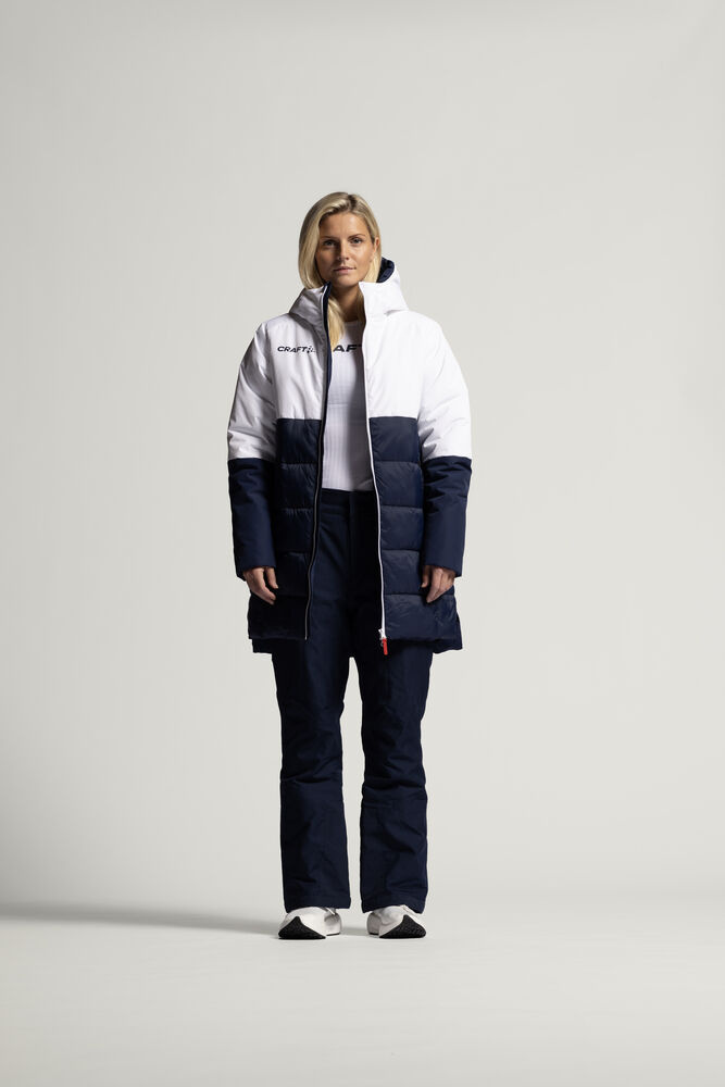 1916615-396000_NOR20Mountain20Pants20W_Closeup1