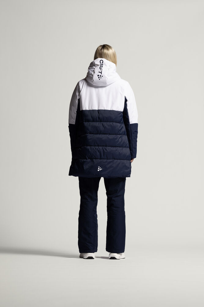 1916615_396000_NOR20Mountain20Pants20W_Closeup2