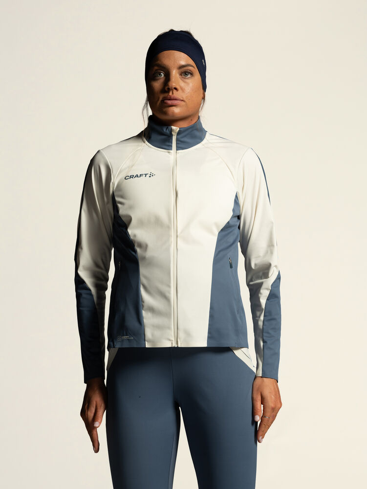 1916810-376000_OL20Norway20Race20Jacket202.020W_Closeup3