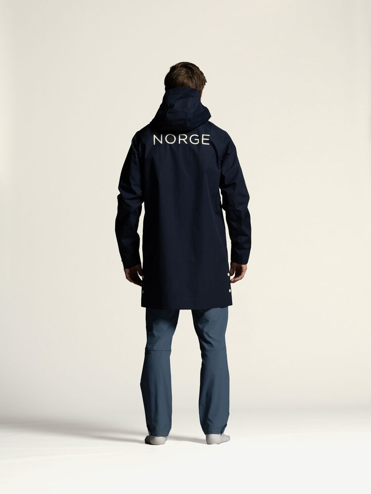 1916829-396777_OL20Norway20202L20Coat20U_Closeup2