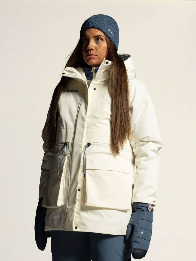 1916835-376777_OL20Norway20Padded20Mitten_Closeup2