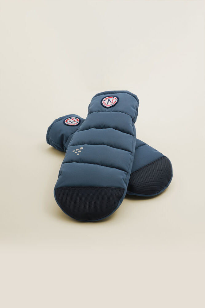 1916835-376777_OL20Norway20Padded20Mitten_Front