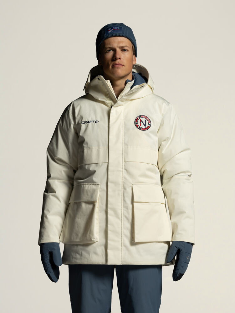 1916836-396396_OL20Norway20High20Beanie_Closeup3