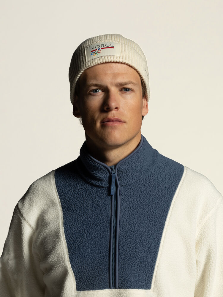 1916836-905905_OL20Norway20High20Beanie_Closeup2