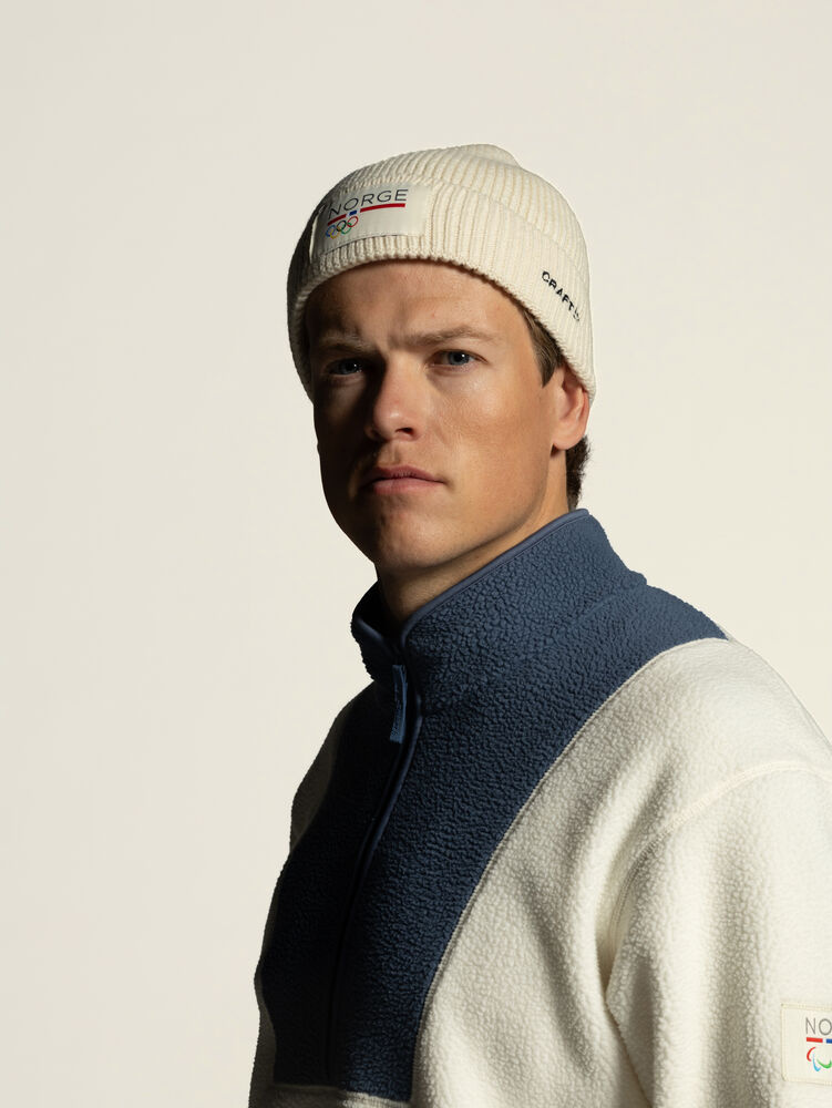 1916836-905905_OL20Norway20High20Beanie_Closeup3