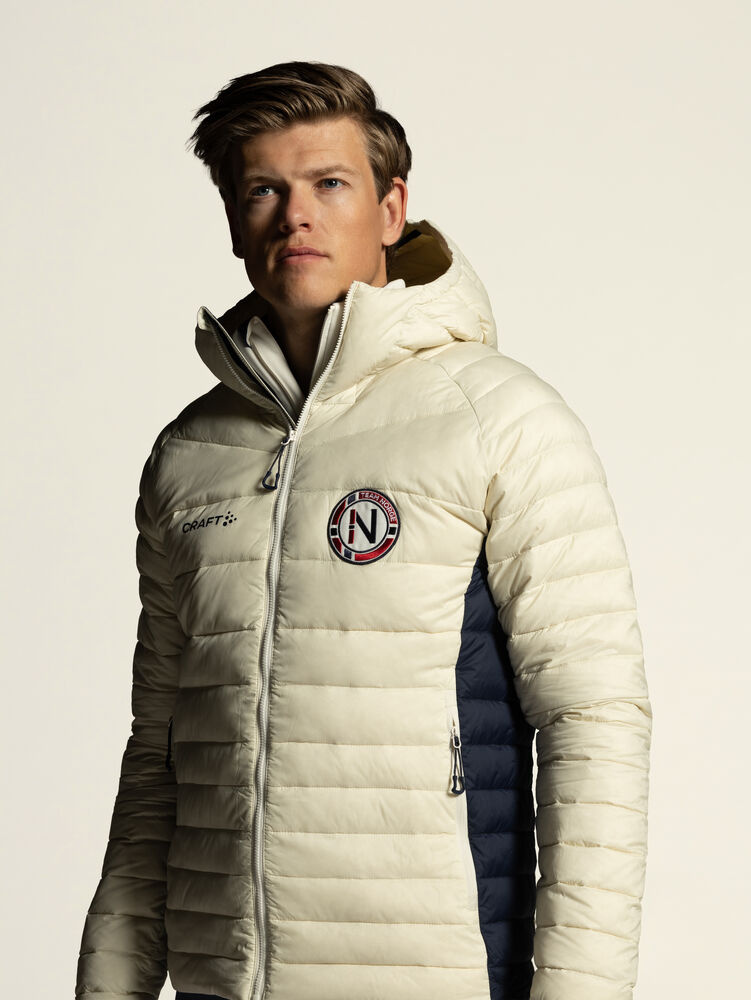 1916839-905777_OL20Norway20Light20Down20Jacket20M_Closeup4