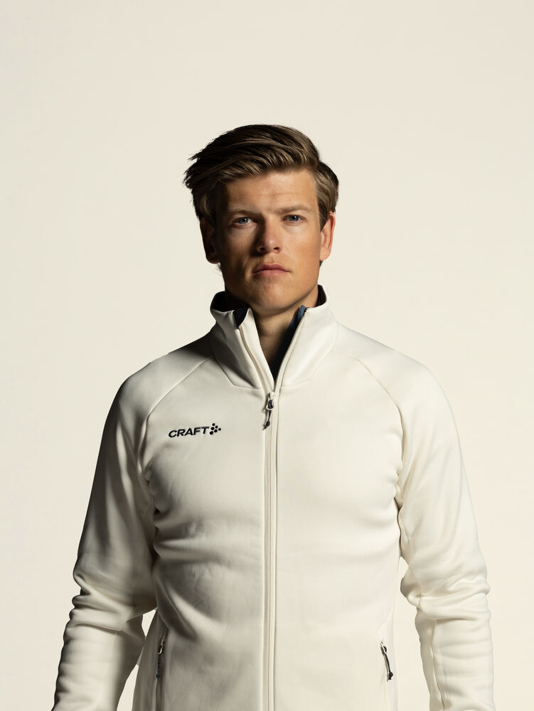 1916853-905000_OL20Norway20Power20Fleece20Jacket20M_Closeup5