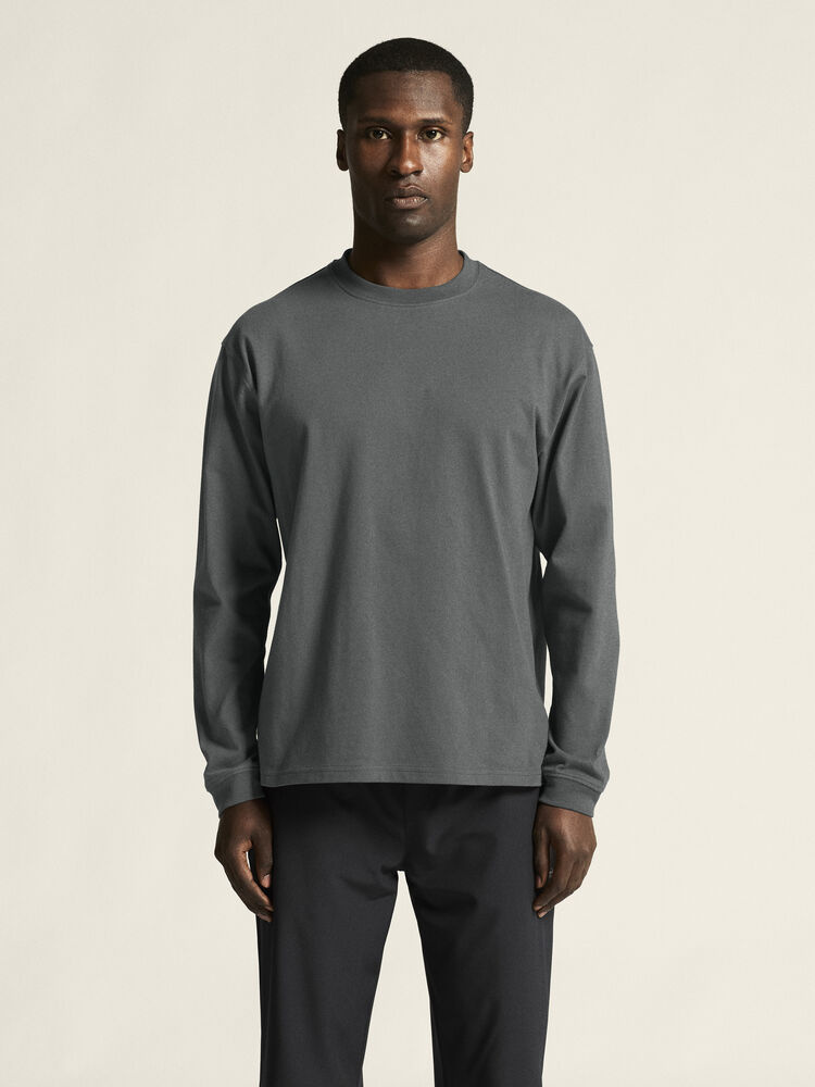 1916958-970000_Frequent20Heavy20LS20Tee20M_closeup4-1