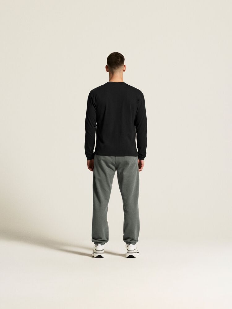 1916958-999000_Frequent20Heavy20LS20Tee20M_closeup3-1