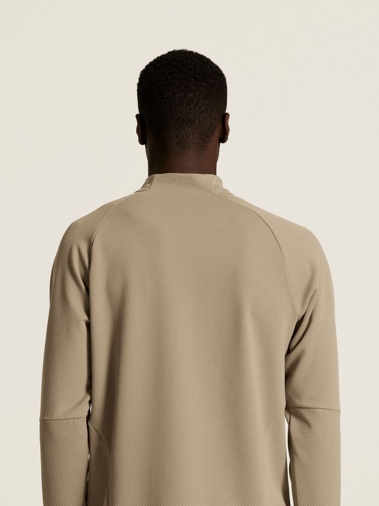 C17402-2370_Extend20Halft20Zip20M_closeup9