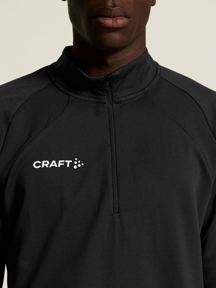 C17402-9990_Extend20220Half20Zip20M_closeup7