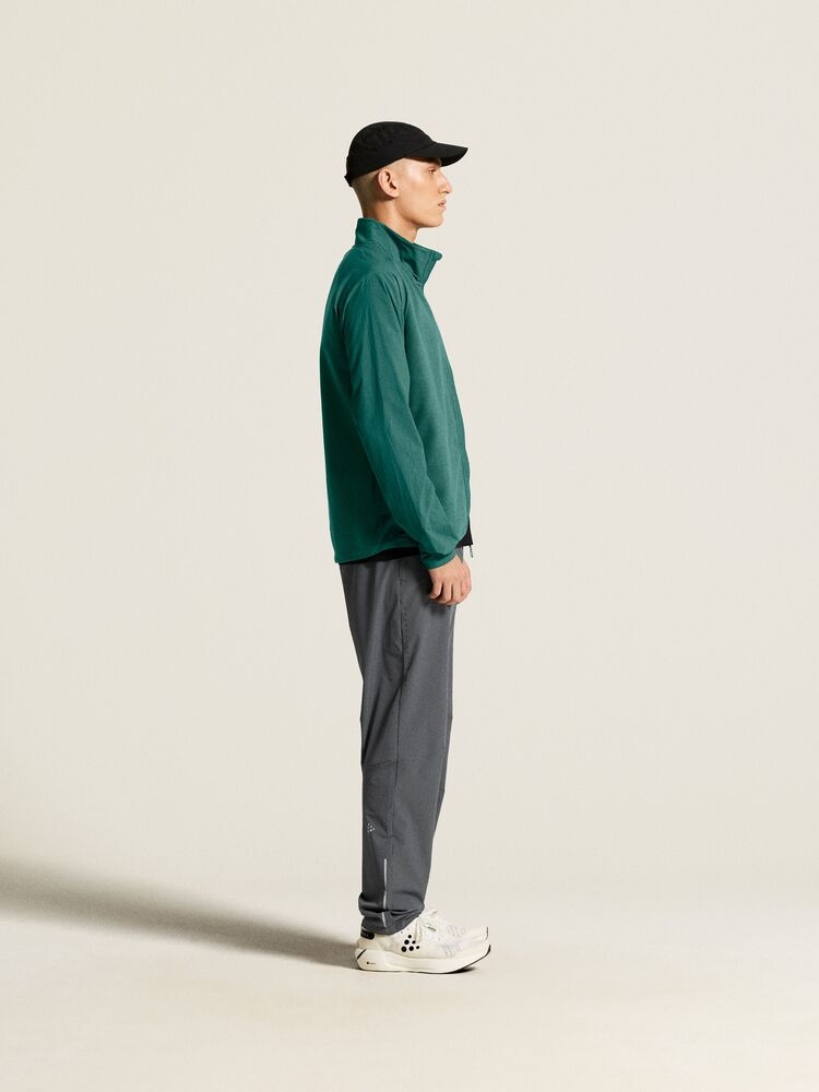 C17488-9580_Essence20training20pants20320M_closeup2