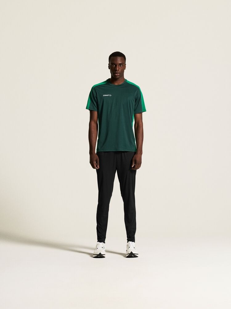 C17684-9990_Evolve20220Slim20Pant20M_closeup1
