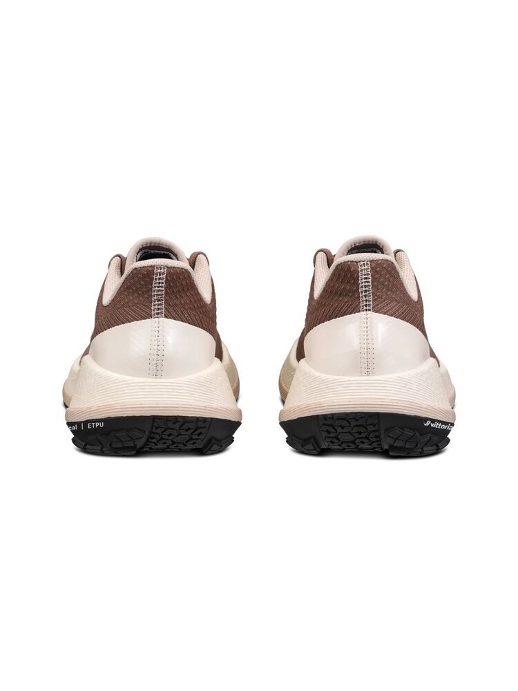 1916807-275X_Xplor20220W_Heel