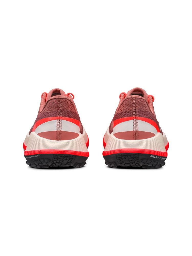 1916807-747410_Xplor20220W_Heel