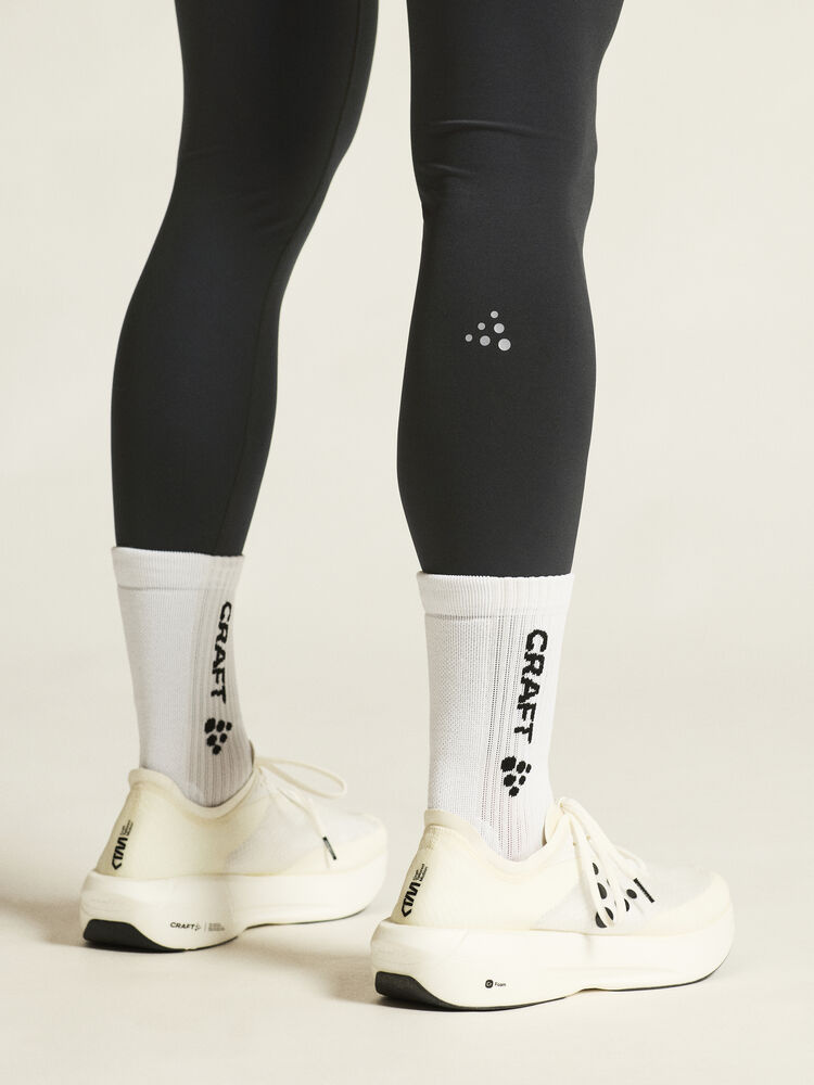 C17228-9990_ADV20Essence20tights20M_closeup6