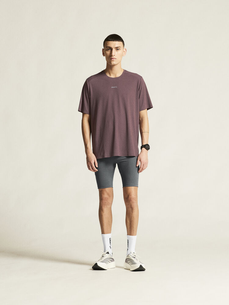 C17230-9580_ADV20Essence20short20tights20320M_closeup1