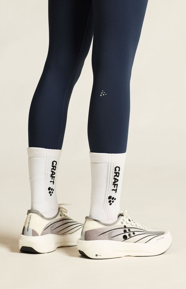 C17231-3960_ADV20Essence20tights20320W_closeup7