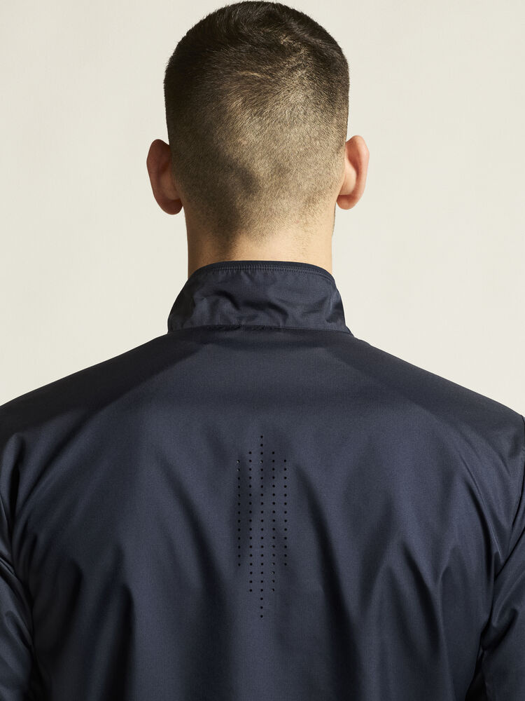 C17235-3960_ADV20Essence20wind20jacket20220M_closeup6