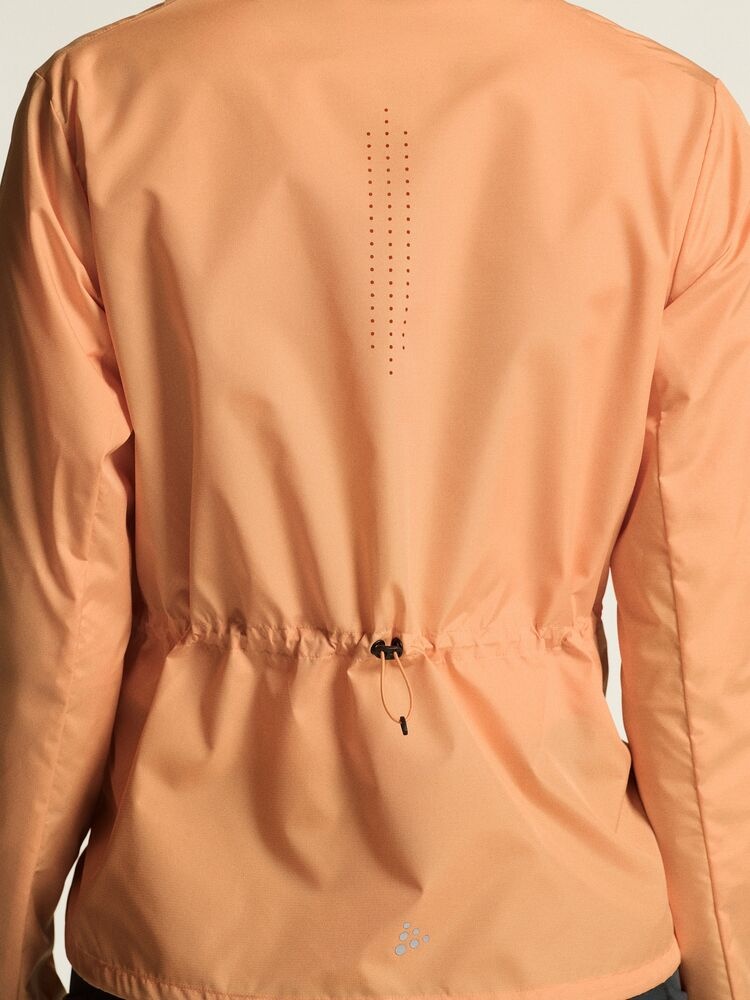 C17236-7540_ADV20Essence20wind20jacket20220W_closeup6