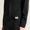 C17326-9990_Endur20Light20Wind20Jacket20W_closeup6