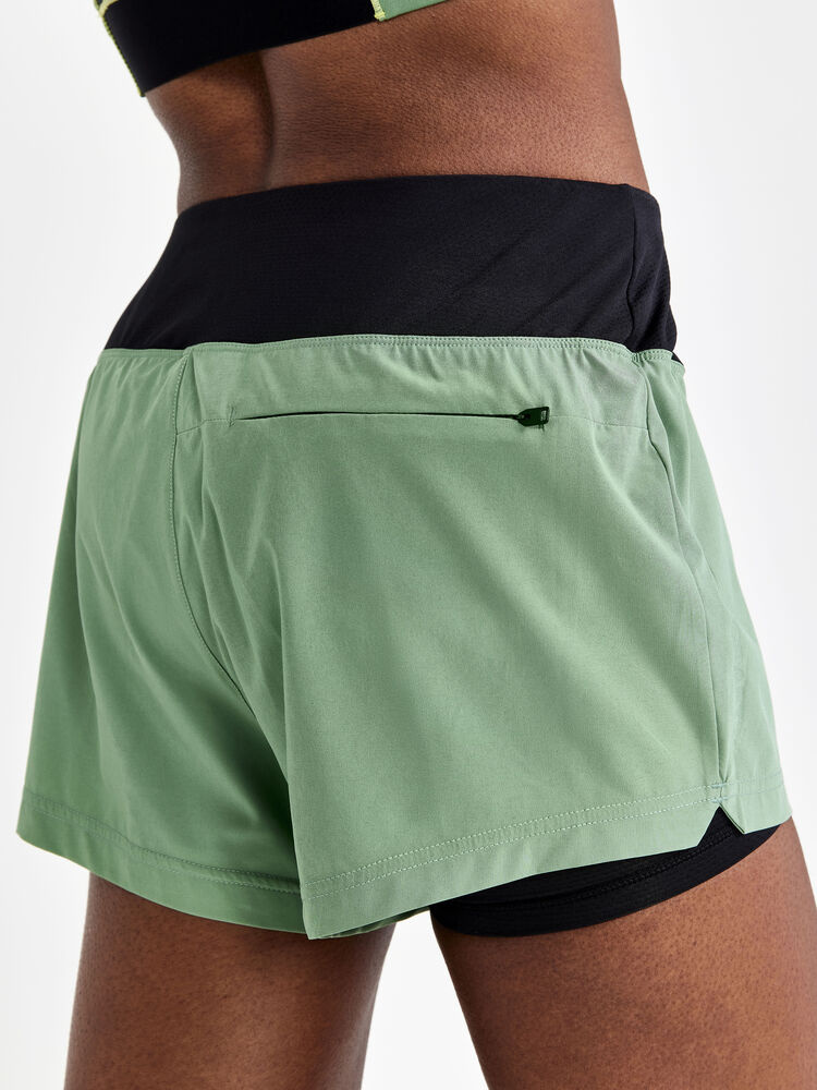 1910722-812000_ADV20Essence202-in-120Shorts20W_Closeup4