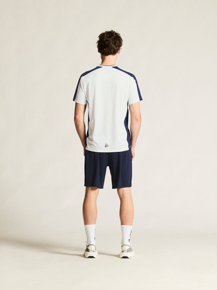 C17386-100N_Evolve20220Contrast20Jersey20M_closeup3