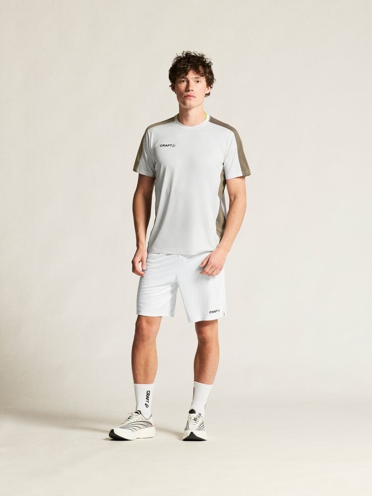 C17386-100X_Evolve20220Contrast20Jersey20M_closeup1