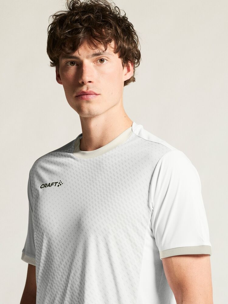 C17389-1000_Evolve20220Graphic20Jersey20M_closeup6