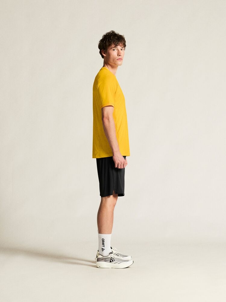 C17389-5520_Evolve20220Graphic20Jersey20M_closeup2