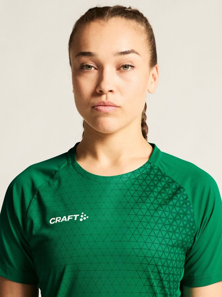 C17409-6510_Extend20220Graphic20Jersey20W_closeup6