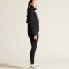 C17413-9990_Extend20220Anorak20W_closeup2