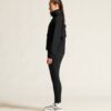 C17413-9990_Extend20220Anorak20W_closeup4
