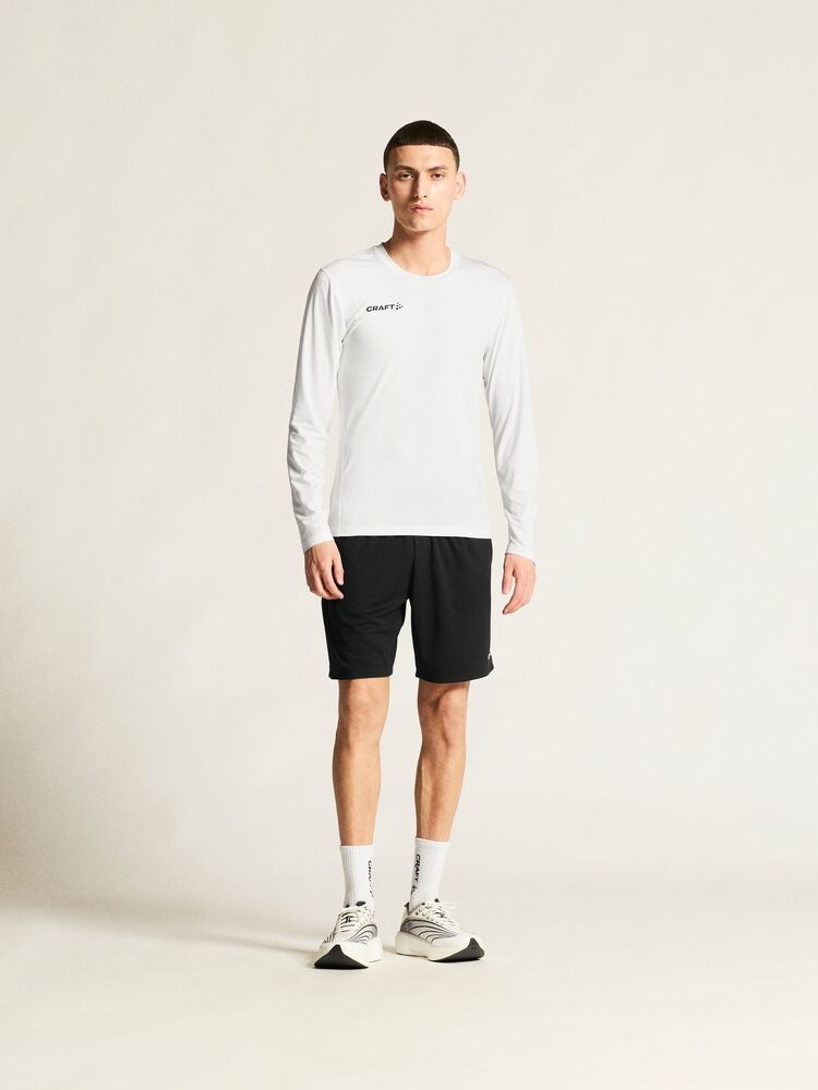 C17693-1000_Ability20Baselayer20LS20M_closeup1