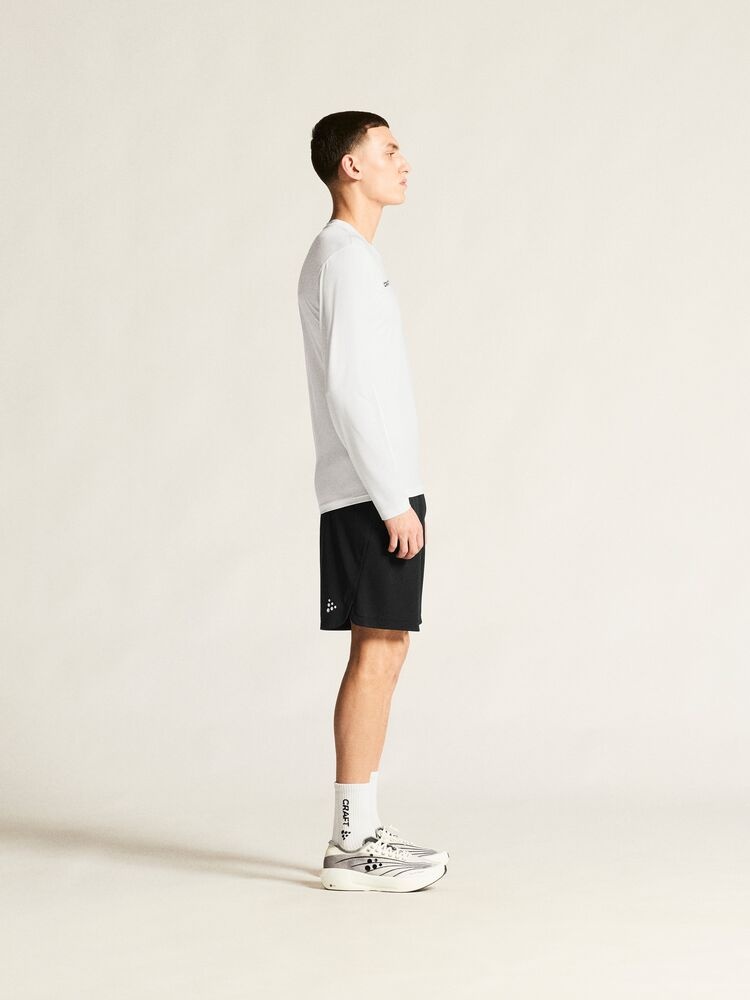 C17693-1000_Ability20Baselayer20LS20M_closeup2