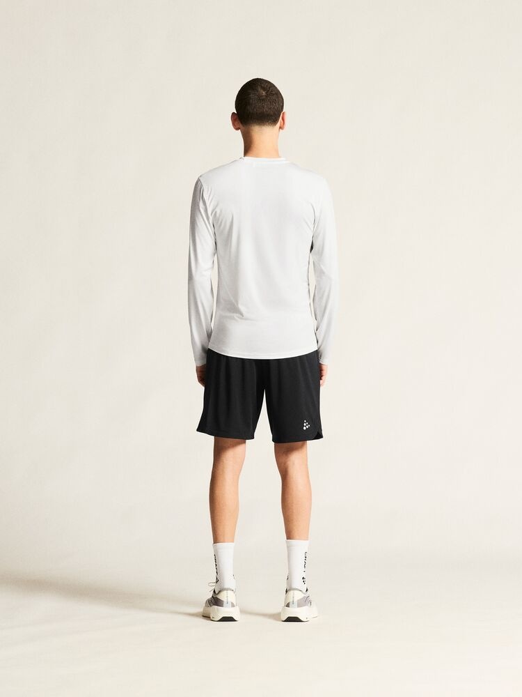 C17693-1000_Ability20Baselayer20LS20M_closeup3