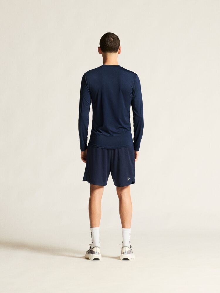 C17693-3900_Ability20Baselayer20LS20M_closeup3