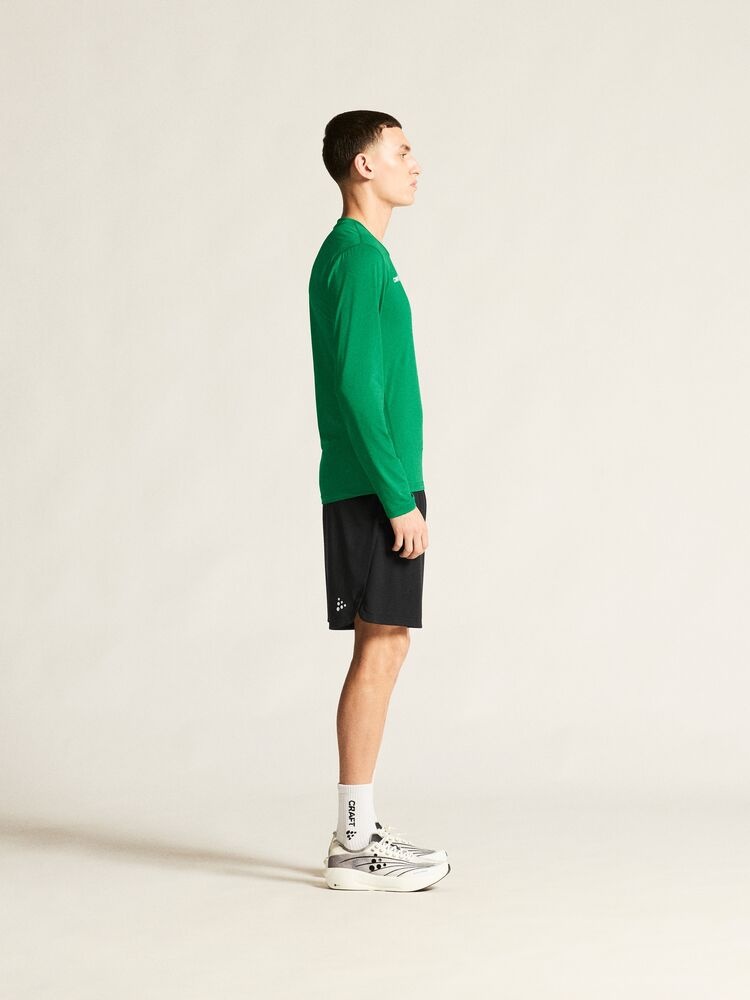 C17693-6510_Ability20Baselayer20LS20M_closeup2