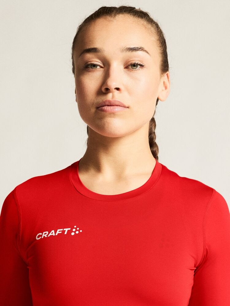 C17694-4300_Ability20Baselayer20LS20W_closeup6