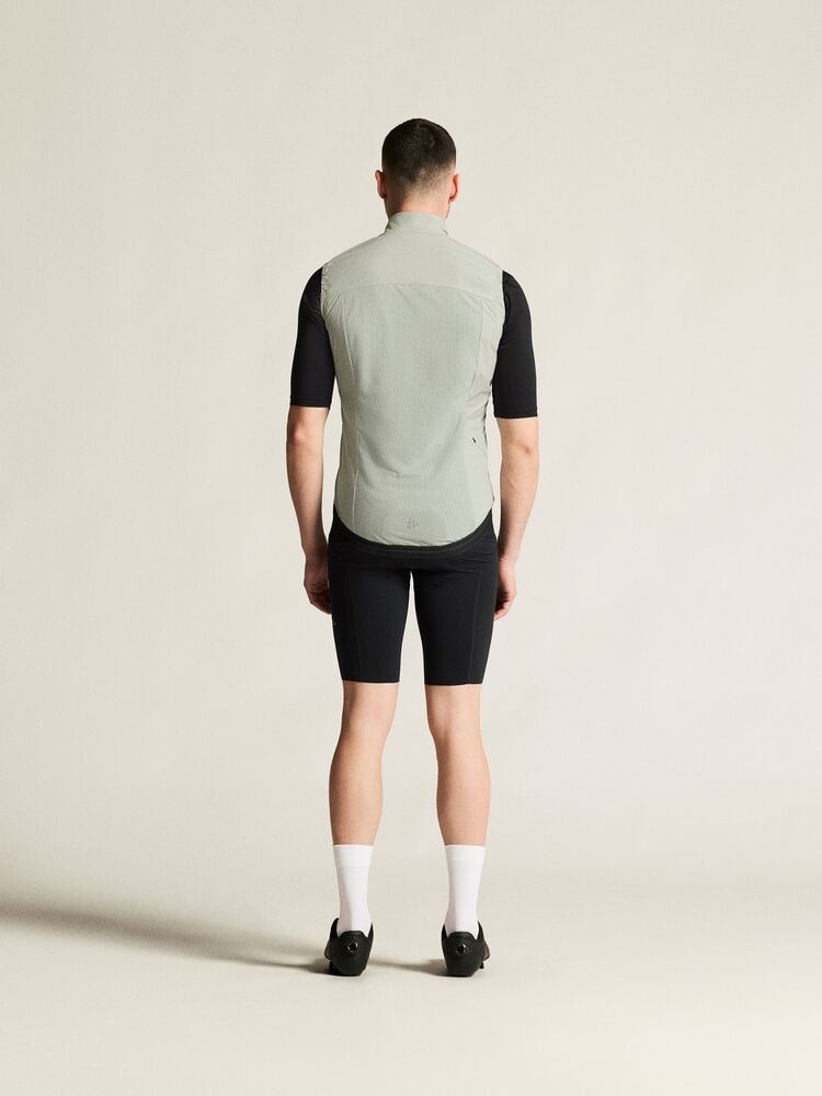 C17323-9310_Endur20Light20Wind20Vest20M_closeup3